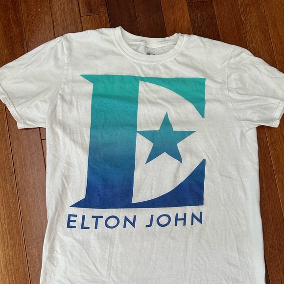 Elton John Yellow brick Road Tour t-shirt - Picture 2 of 11